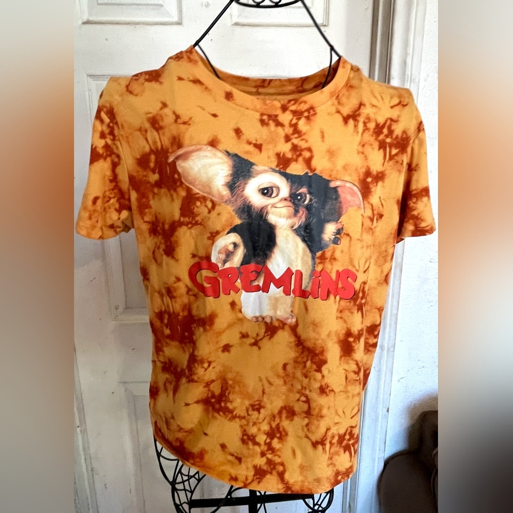 Vibrant Orange Graphic Short Sleeve Tee